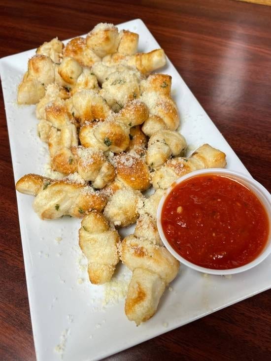 Garlic Knots.